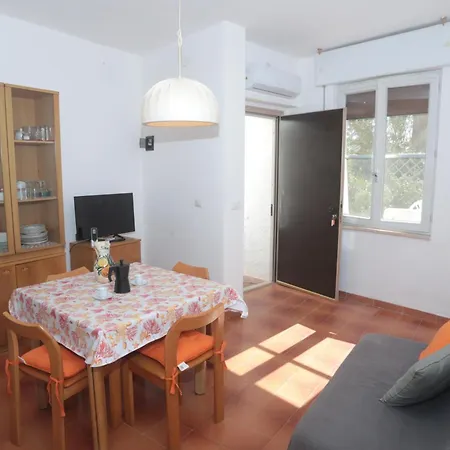 Residenza Cala Di Seta Trilocale Mario Per 5 Persone Apartmán