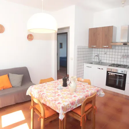 Residenza Cala Di Seta Trilocale Mario Per 5 Persone Apartmán
