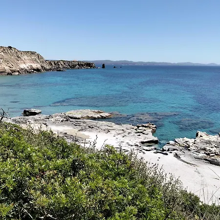 Residenza Cala Di Seta Trilocale Mario Per 5 Persone Apartman